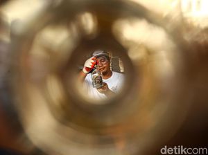 Kreatif! Botol Bekas Disulap Jadi Tempat Lampu dan Lilin