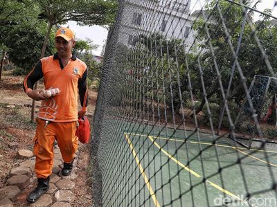 Semringah, Warga Berburu Sembako Murah di Pademangan