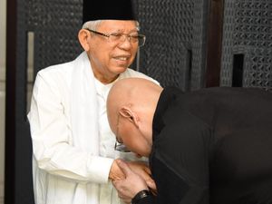Doa dan Pesan Maruf Amin untuk Deddy Corbuzier