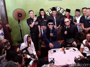 Kisah Deddy Corbuzier Lahir dari Keluarga Multi Religi