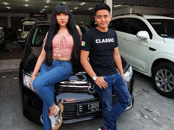 Hasil Modifikasi Camry Lucinta Luna, Keren Nggak?