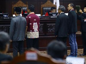 Potret 4 Saksi Tim Jokowi di Sidang Sengketa Pilpres Potret 4 Saksi Tim Jokowi di Sidang Sengketa Pilpres