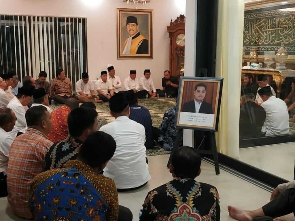 Pemakaman Putra Ketua MA Dilakukan Besok Pagi di TPU Karet Bivak Pemakaman Putra Ketua MA Dilakukan Besok Pagi di TPU Karet Bivak