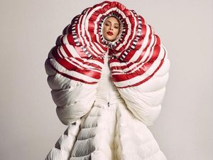 Foto: Kim Kardashian Jadi Model Vogue Japan, Gayanya Beda Banget