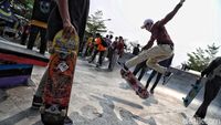 Antusias Anak Muda Rayakan Hari Skateboard Sedunia di Kalijodo
