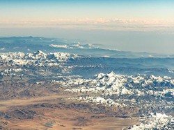 Gletser yang Mencair di Pegunungan Himalaya Capai 8 Miliar Ton Tiap Tahun