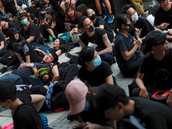 Ratusan Demonstran RUU Ekstradisi Kembali Turun ke Jalanan Hong Kong