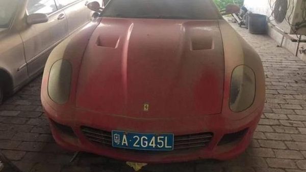Ferrari Bekas Seharga Rp 3,5 Juta, Mau?