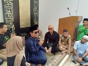 Sabrina Posting Deddy Corbuzier Jadi Mualaf, Makin Dekat Pernikahan? Sabrina Posting Deddy Corbuzier Jadi Mualaf, Makin Dekat Pernikahan?