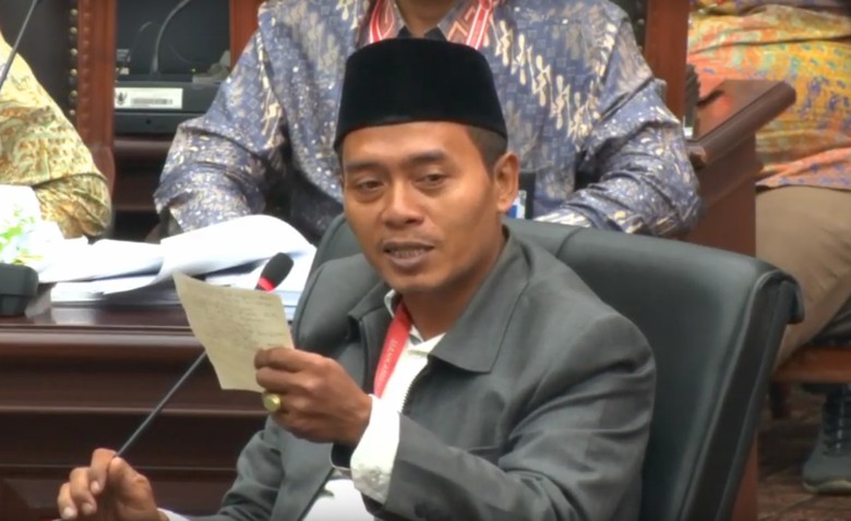 Saksi Tim Jokowi Jelaskan Maksud Ganjar Tentang Aparat yang Disoal Saksi 02