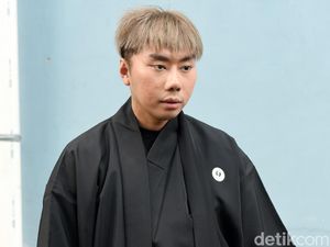 Ditangkap, Begini Kondisi Roy Kiyoshi di Kantor Polisi Ditangkap, Begini Kondisi Roy Kiyoshi di Kantor Polisi