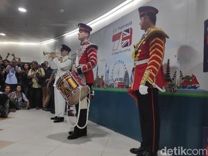 Rayakan Ulang Tahun Jakarta, Militer Inggris Hibur Warga dengan Musik