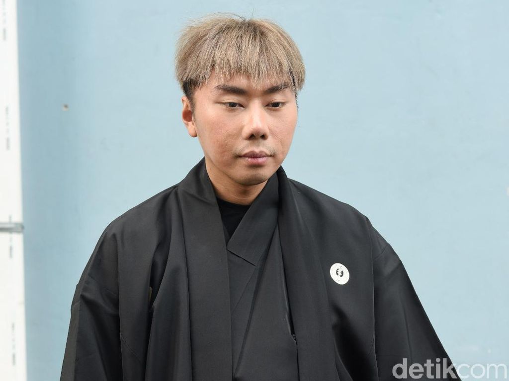 Difitnah, Roy Kiyoshi Siap Bertemu Pemilik Akun Hikmah Kehidupan Difitnah, Roy Kiyoshi Siap Bertemu Pemilik Akun Hikmah Kehidupan