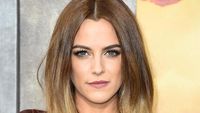 Foto: Pesona Riley Keough, Aktris Cantik Cucu Elvis Presley