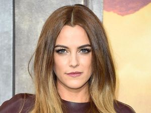 Foto: Pesona Riley Keough, Aktris Cantik Cucu Elvis Presley Foto: Pesona Riley Keough, Aktris Cantik Cucu Elvis Presley