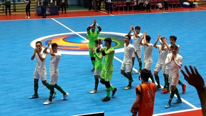 84 Gambar Pemain Futsal Hitam Putih 84 Gambar Pemain Futsal Hitam Putih