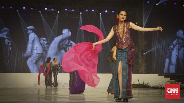 Kebaya modern Anne Avantie