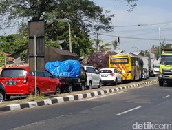 Hindari Macet di Jalur Selatan Brebes Dampak Pengecoran Jalan