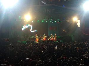 Mantul! Warga Masih Padati Bundaran HI di HUT DKI Jakarta