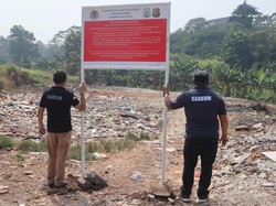 Meresahkan Warga, Pembuangan Sampah Ilegal di Bogor Disegel KLHK