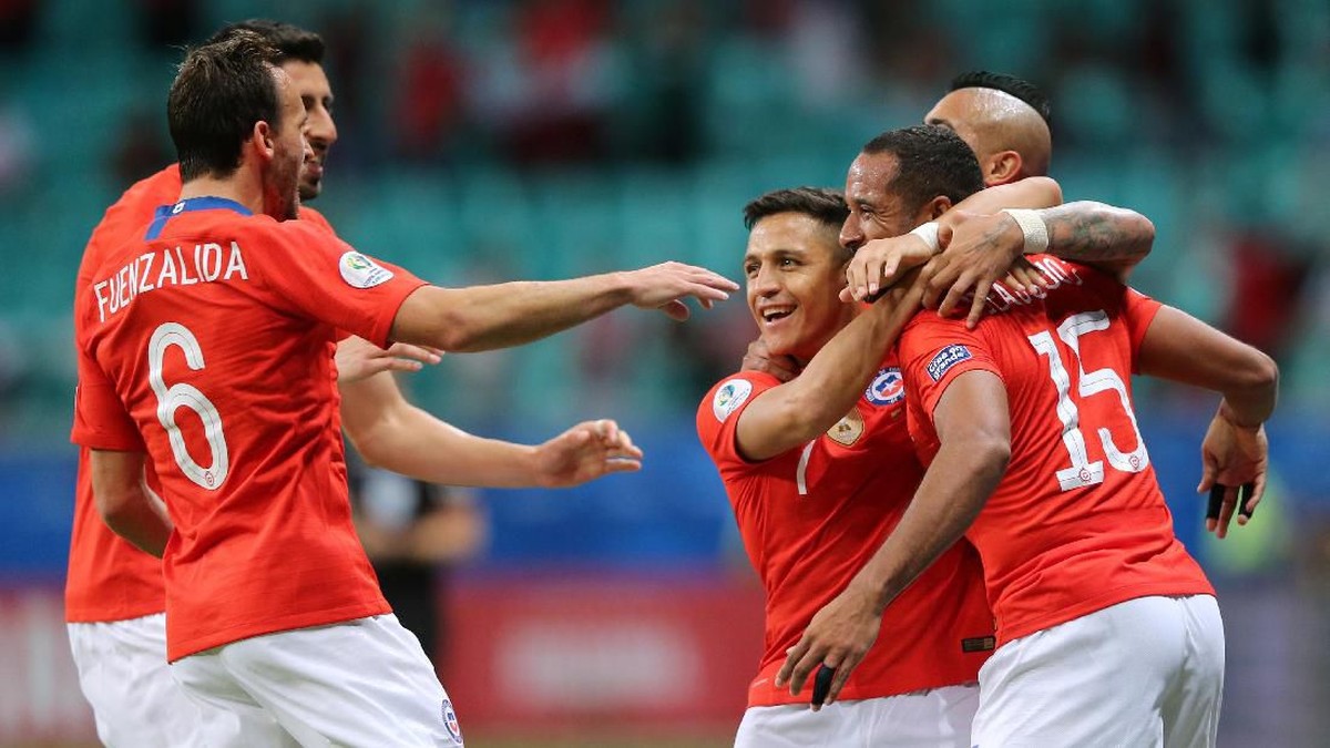 Chile menang 2-1 atas Ekuador. (Foto: Rodolfo Buhrer/Reuters)