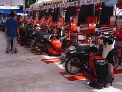 Ada Servis dan Ganti Oli Gratis Semua Merek Motor di Alun-alun Cilacap