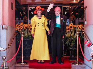 Miliuner 95 Tahun Akhirnya Menikahi Kekasih Setelah 35 Tahun Pacaran