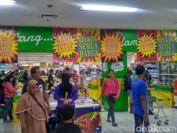 Seputar Supermarket Giant Bakal Tutup 6 Gerai