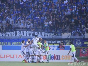 Dejan Antonic: Rotasi Pemain yang Batalkan Kekalahan Madura United dari Persib Dejan Antonic: Rotasi Pemain yang Batalkan Kekalahan Madura United dari Persib