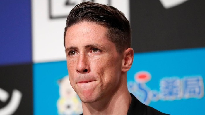 Spains World Cup winning striker Fernando Torres attends a news conference after the announcement of his retirement in Tokyo, Japan June 23, 2019. REUTERS/Issei Kato
