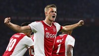 Bek termahal di bursa transfer musim panas ini adalah Matthijs de Ligt. Juventus membayar 85,5 juta euro pada Ajax Amsterdam untuk mendapatkan bek 19 tahun itu. (Dean Mouhtaropoulos/Getty Images)