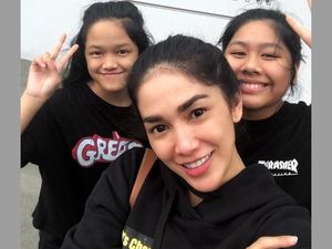 Anak Dicibir Jutek, Ini Jawaban Ussy Sulistiawaty