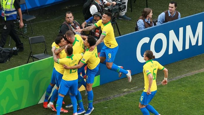 Brasil libas Peru dengan skor 5-0 di ajang Copa America 2019. (Foto: Alessandra Cabral/Getty Images)