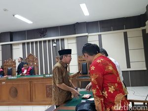 Jaksa Tuntut Hak Politik Wakil Ketua DPR Taufik Kurniawan Dicabut