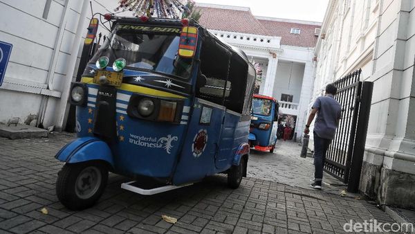 Bajaj Diusulkan Jadi Angkutan Alternatif Saat New Normal