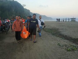 Seorang Pelajar di Tulungagung Tewas Tenggelam di Pantai Sine