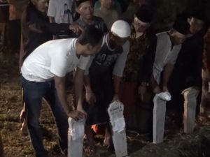 Maut Jemput 6 Warga Lamongan yang Hendak Jenguk Cucu Maut Jemput 6 Warga Lamongan yang Hendak Jenguk Cucu