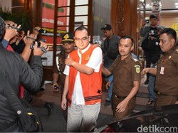 Korupsi Rp 13 M, Pegawai Bank di Bekasi Ditahan Kejati Jabar