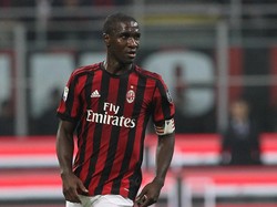 Cristian Zapata Tinggalkan AC Milan