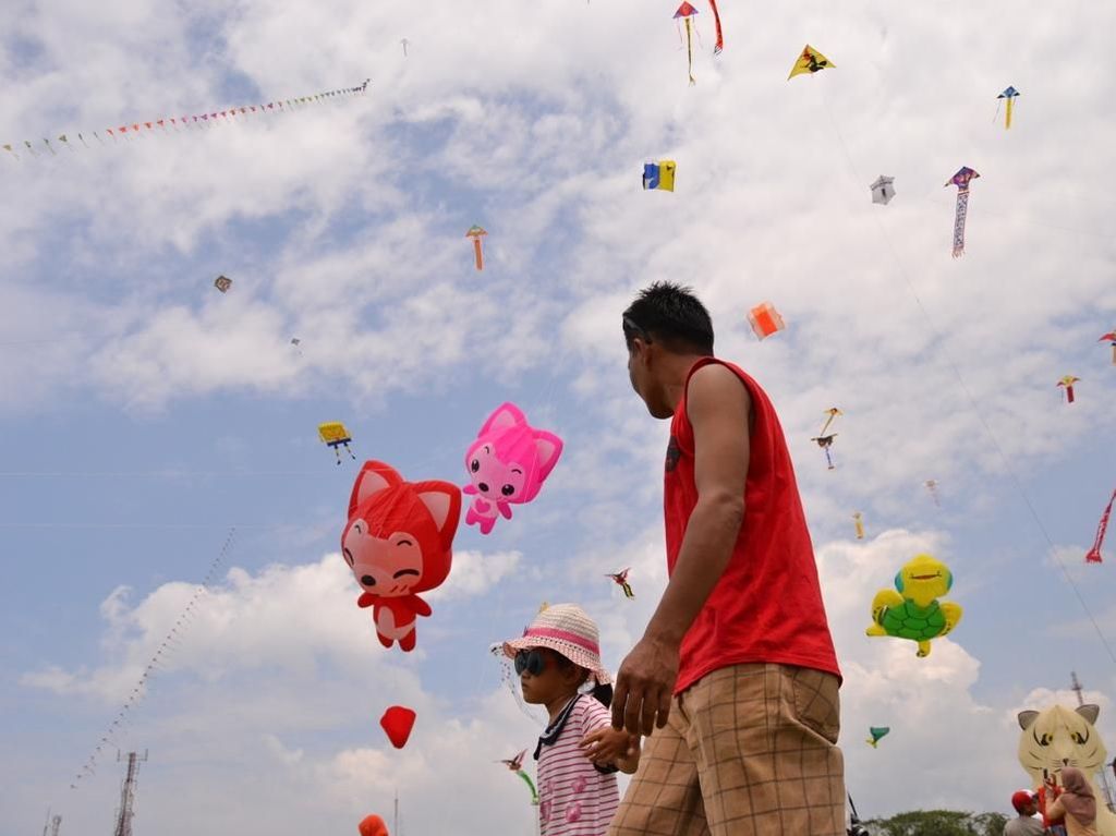 Siap-siap! Pangandaran Adakan Festival Layangan Internasional Siap-siap! Pangandaran Adakan Festival Layangan Internasional