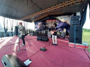 Festival Crossborder Keerom Dimeriahkan Band Ska dari Ibu Kota
