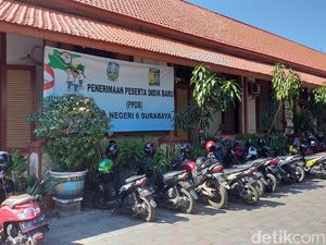 SMAN 6 Surabaya Optimis Bisa Penuhi Pagu di PPDB 2019 SMAN 6 Surabaya Optimis Bisa Penuhi Pagu di PPDB 2019