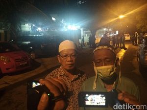 Ayah Korban Kebakaran Pabrik Korek di Langkat: Doa Saya Terkabul Ayah Korban Kebakaran Pabrik Korek di Langkat: Doa Saya Terkabul