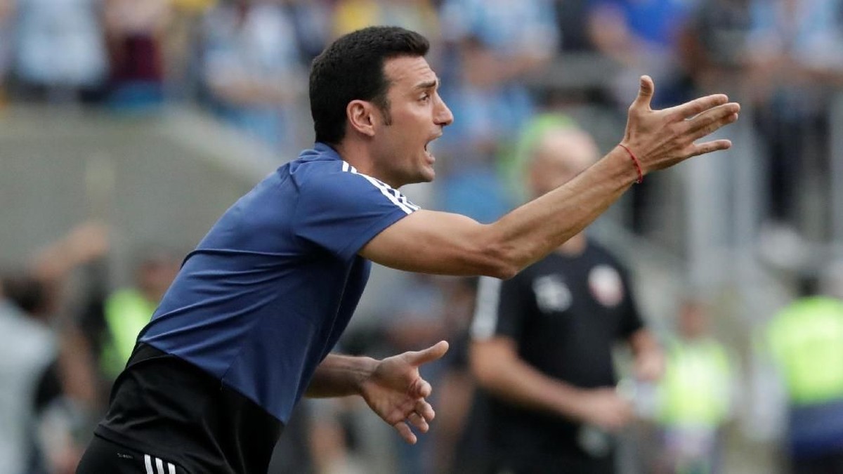 Pelatih Argentina, Lionel Sclaoni. (Foto: Henry Romero/Reuters)