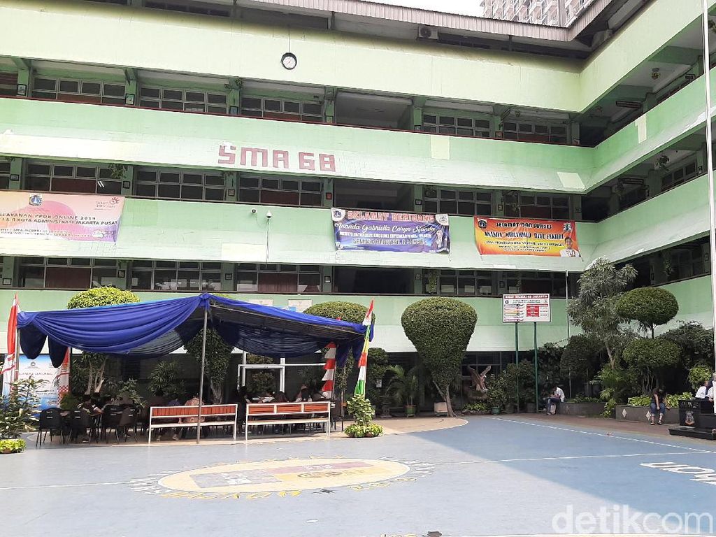 10 Sekolah Terbaik di Jakarta Pusat, Nomor Satu SMA Swasta