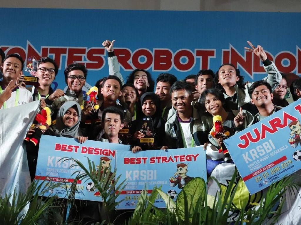 ITS Pertahankan Gelar Juara Umum di Kontes Robot Indonesia 2019