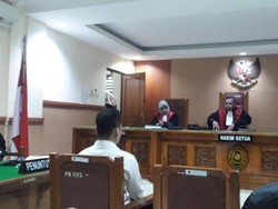 Terdakwa Pembunuh Satu Keluarga di Bekasi Minta Keringanan Hukuman