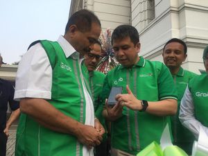 Kenang Nostalgia 30 Tahun Lalu, Menpar Yakin GrabBajay Pikat Turis