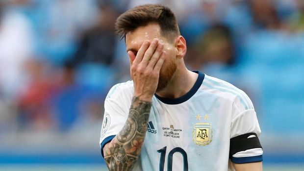 Belum ada trofi yang dipersembahkan Lionel Messi bersama timnas Argentina.