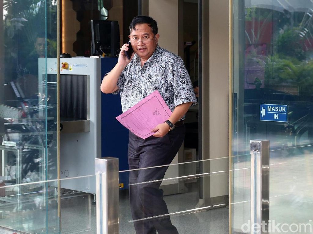 Eks Wabup Lampung Utara Dipanggil KPK Terkait Kasus Suap Eks Wabup Lampung Utara Dipanggil KPK Terkait Kasus Suap